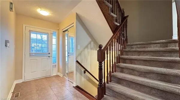 Oakville, ON L6M 5H6,3207 Stornoway Circle