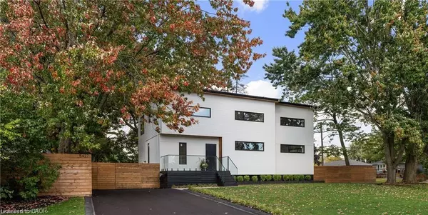 5427 Anthony Place, Burlington, ON L7L 3G9