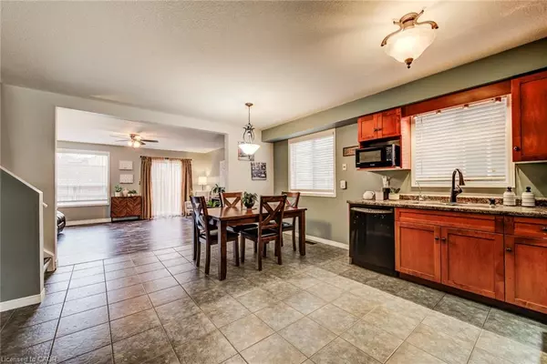 Cambridge, ON N1T 2C4,29 Chester Drive