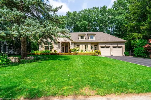 Oakville, ON L6J 4C5,301 Coral Terrace