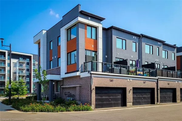 Oakville, ON L6H 7C4,149 Grovewood Common #67