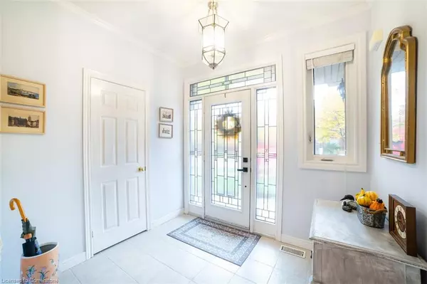 Oakville, ON L6M 3Z8,1440 Gulledge Trail