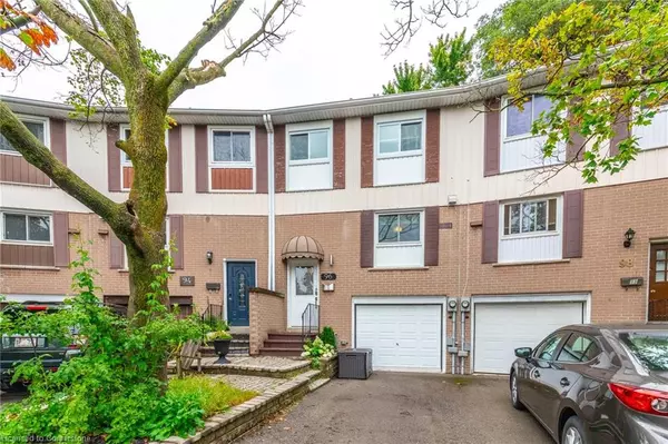 Oakville, ON L6H 1J3,96 Oakdale Drive