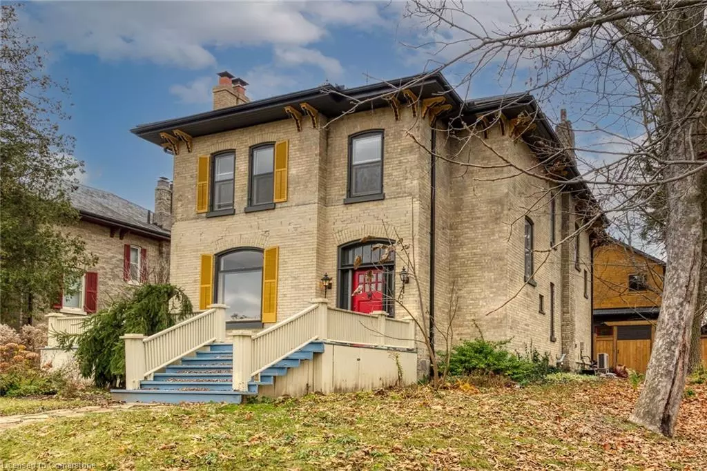 Paris, ON N3L 2N3,202 Grand River Street N