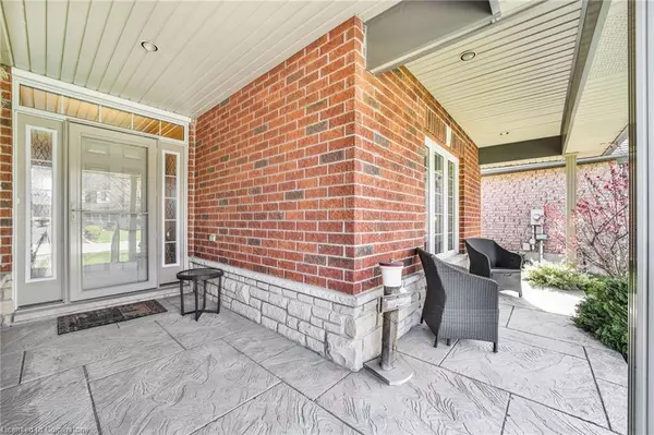 Port Dover, ON N0A 1N5,52 Willowdale Crescent