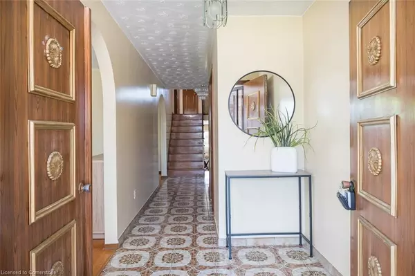 Hamilton, ON L8E 2L3,420 Barton Street E