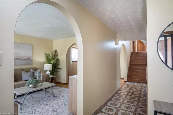 Hamilton, ON L8E 2L3,420 Barton Street E