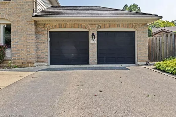 Ancaster, ON L9G 3T5,574 Tomahawk Crescent