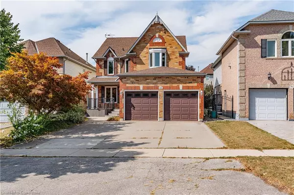 Waterdown, ON L8B 0N5,80 Strathroy Crescent