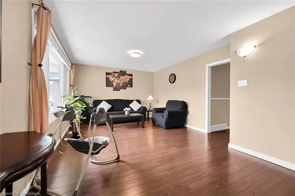 London, ON N5V 1L8,55 Wexford Avenue