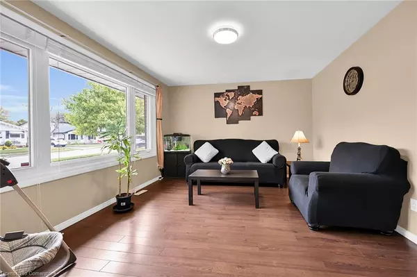 London, ON N5V 1L8,55 Wexford Avenue