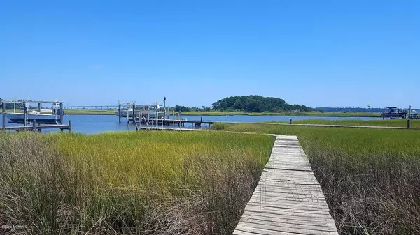 Cedar Point, NC 28584,113 Sunset DR