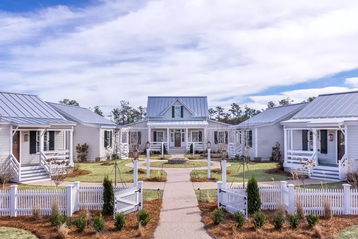 Oriental, NC 28571,17 Back Cove CIR #32d