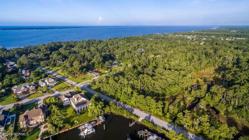 215 Coventry RD, Morehead City, NC 28557