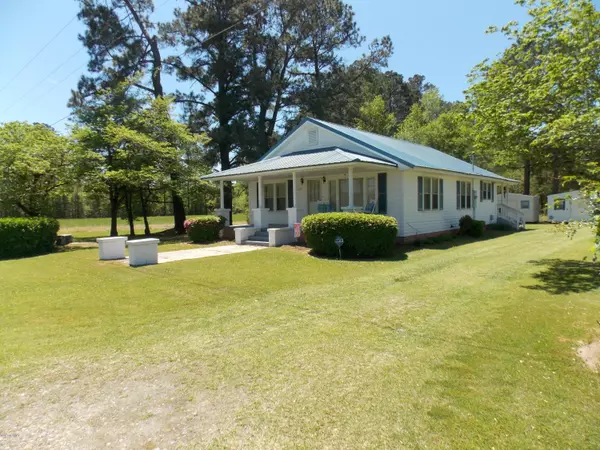 1010 Cedar Grove Church RD, Cerro Gordo, NC 28430