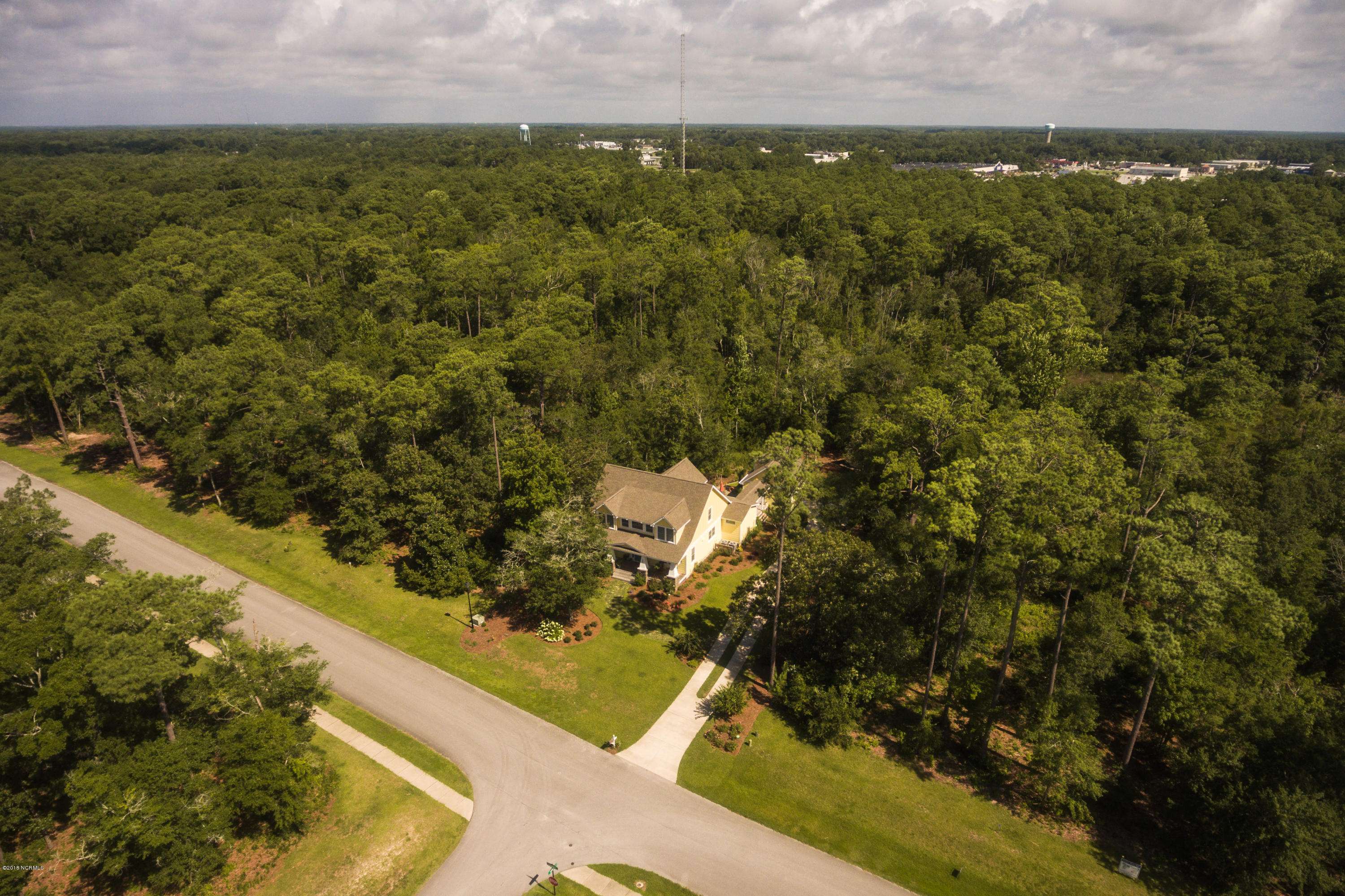 Morehead City, NC 28557,216 S Spooners ST