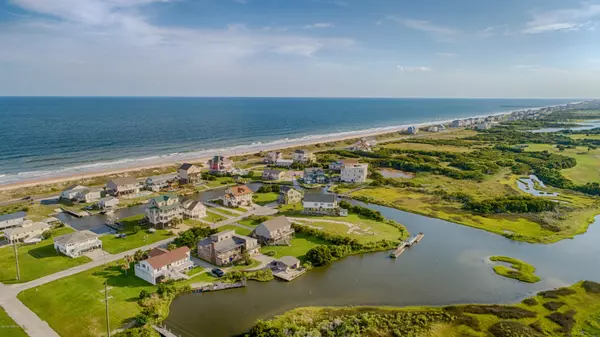 North Topsail Beach, NC 28460,704 Trade Winds DR S