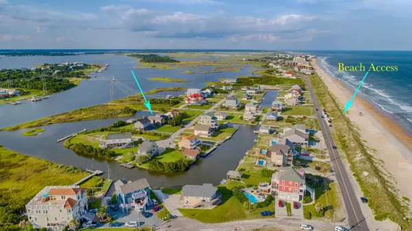 North Topsail Beach, NC 28460,704 Trade Winds DR S