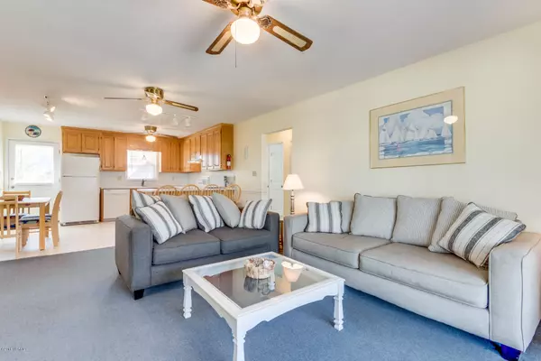 Sunset Beach, NC 28468,413 E 1st ST