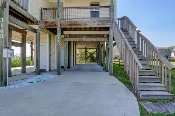 North Topsail Beach, NC 28460,3145 Island DR