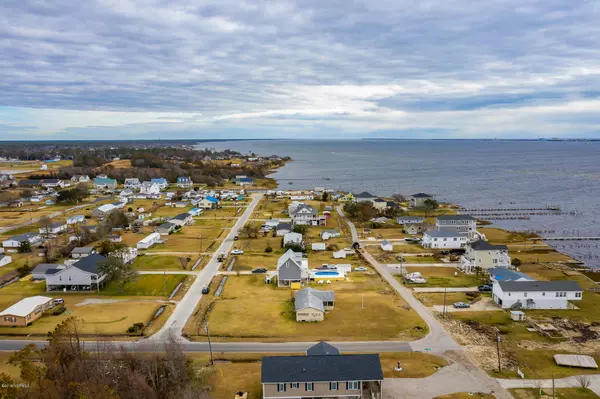 Newport, NC 28570,104 Cannon DR