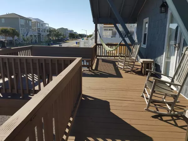 Ocean Isle Beach, NC 28469,339 E First ST