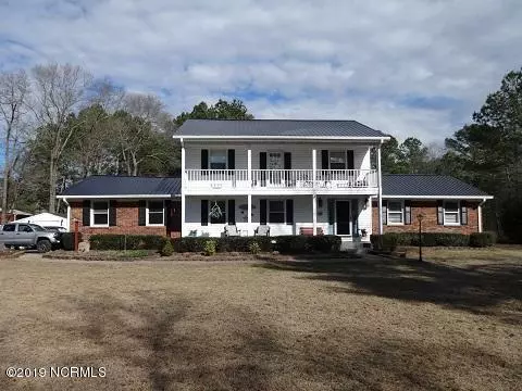 732 County Line Road, Roseboro, NC 28382