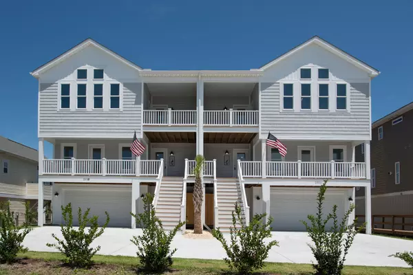 203b 16th PL E, Oak Island, NC 28465