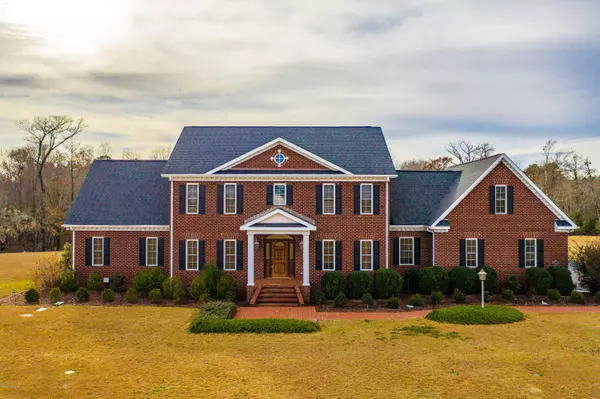 Kinston, NC 28504,328 Oak Bluff RD