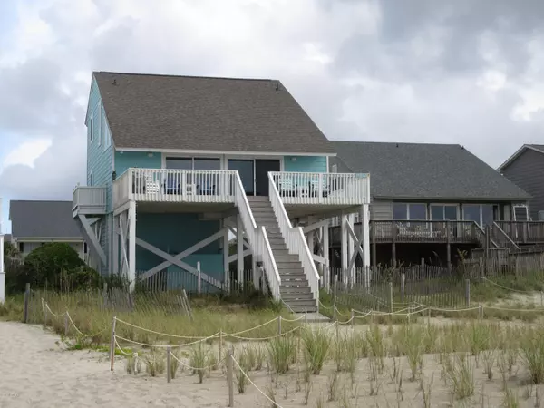 6719 W Beach DR, Oak Island, NC 28465