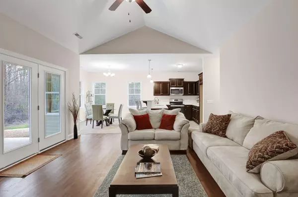 Rocky Point, NC 28457,73 Maxwell DR