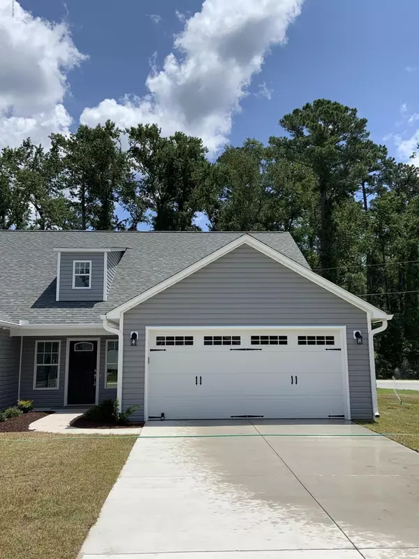 100 Catfish Court, New Bern, NC 28562