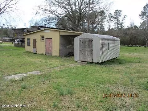 Roseboro, NC 28382,415 Fisher DR