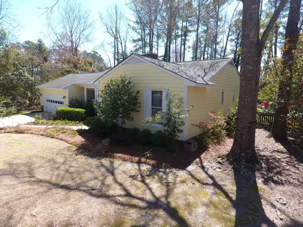 New Bern, NC 28562,3206 Hunt Club Lane