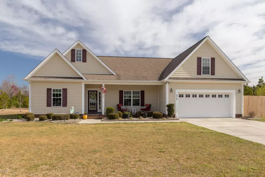 213 Morada Bay DR, Newport, NC 28570