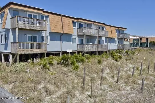 277 W First ST #2g, Ocean Isle Beach, NC 28469