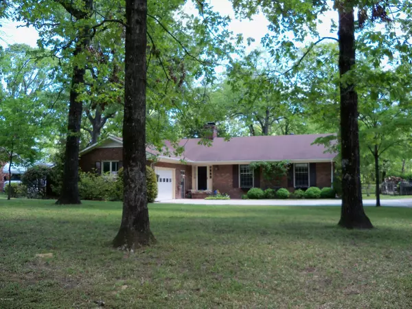 New Bern, NC 28562,212 Plantation DR