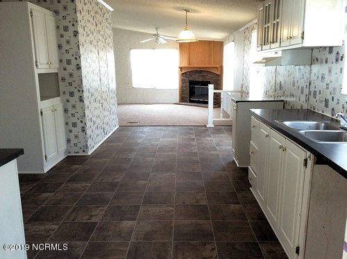 Roanoke Rapids, NC 27870,279 Thomas Jefferson DR
