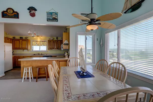 North Topsail Beach, NC 28460,2324 New River Inlet Road #2