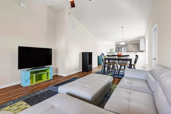 Southport, NC 28461,4437 Pinewood Village DR