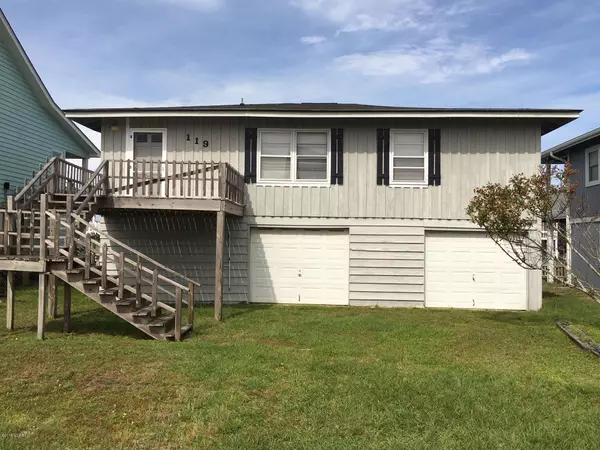 119 Marlin DR, Holden Beach, NC 28462