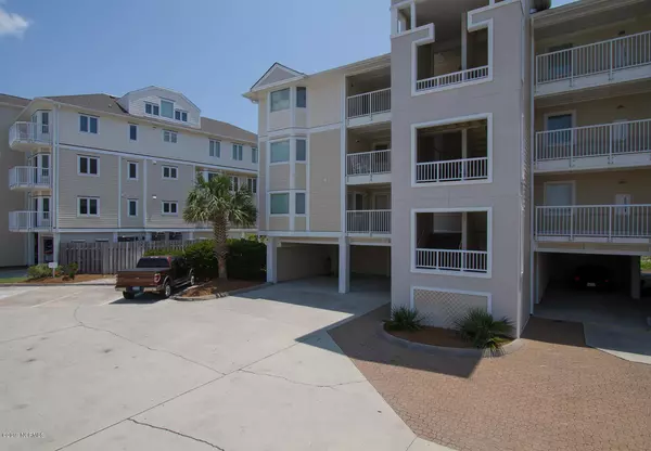 Wrightsville Beach, NC 28480,2506 N Lumina AVE #Bldg D Unit A-1