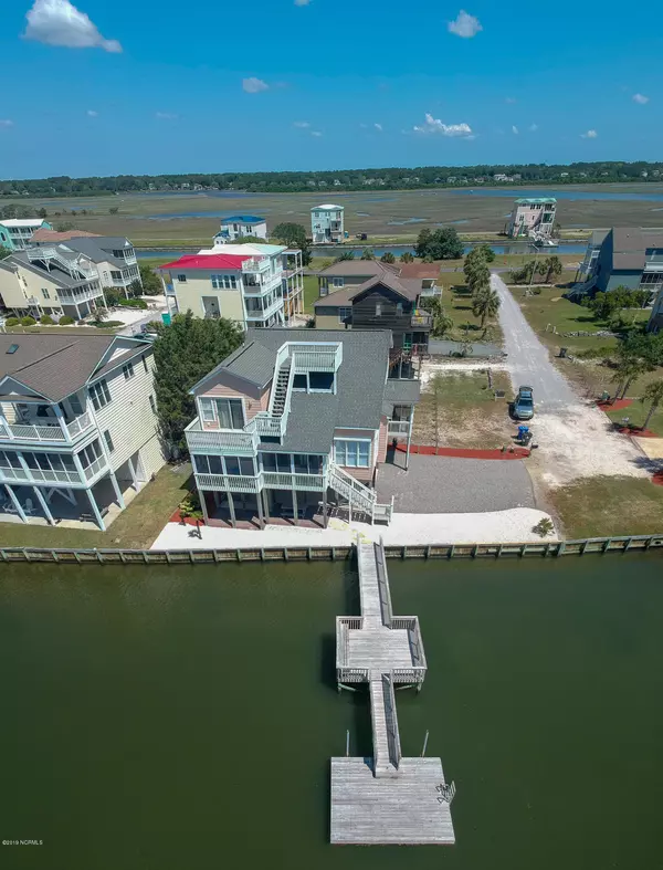 Sunset Beach, NC 28468,416 18th ST