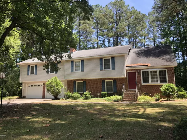 222 Woodstock Drive, Greenville, NC 27834