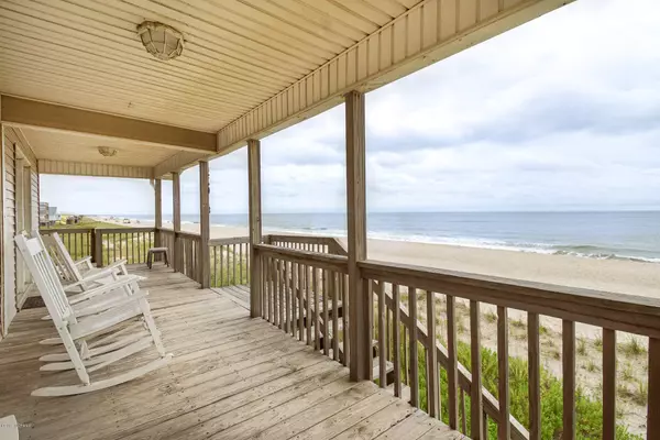 Oak Island, NC 28465,5201 E Beach Drive