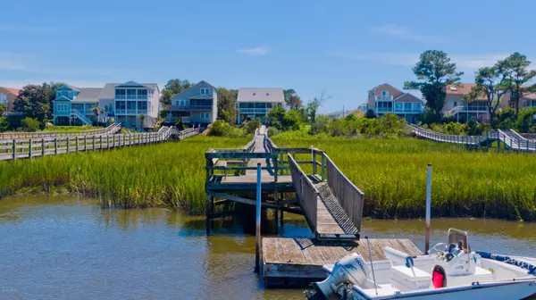 Sunset Beach, NC 28468,306 North Shore DR W