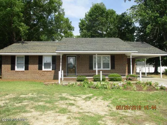 606 Cobb RD, Elm City, NC 27822