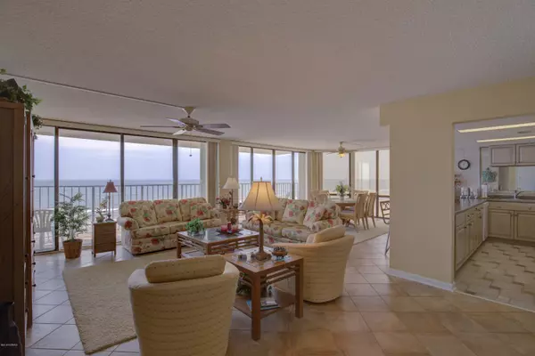 North Topsail Beach, NC 28460,4110 Island DR #201