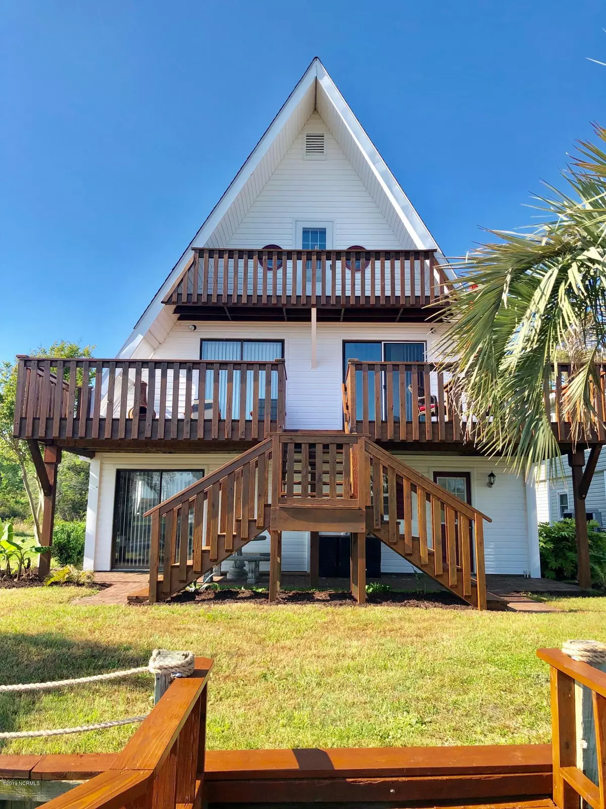 Supply, NC 28462,1867 E Sea Aire Canal SW