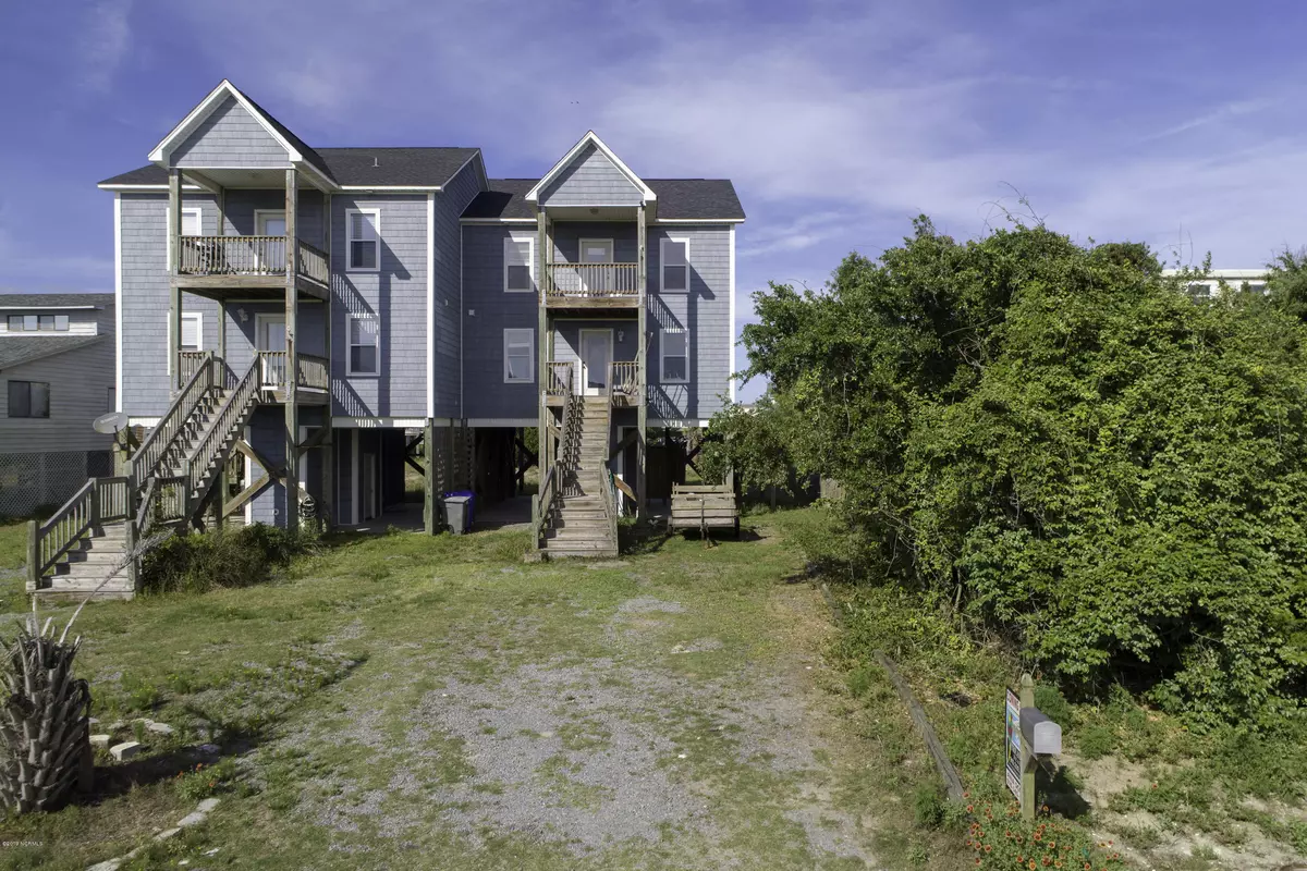 North Topsail Beach, NC 28460,208 Oyster LN